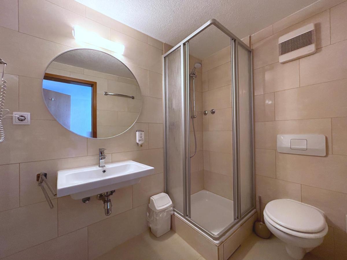 Hotel Schaeffer - Steakhouse Andeo Gemunden am Main Bagian luar foto